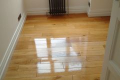 Light-Sanding-Wood-Floor-and-Re-varnish-113712