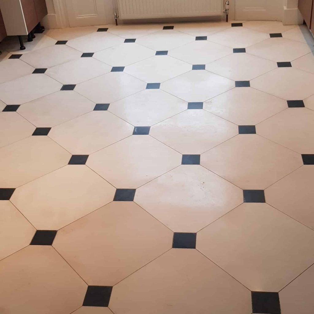 Professional limestone floor polishing result in London – restored to high-gloss, mirror-like finish by our expert floor polishing team.